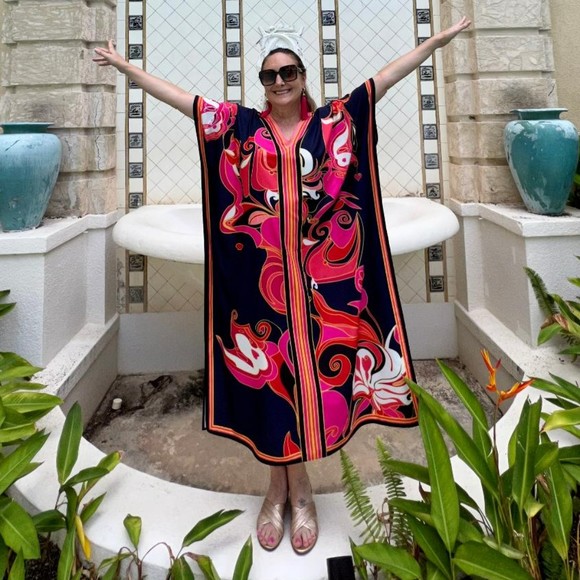 Meet your Posher, Cara - Picture 1 of 1